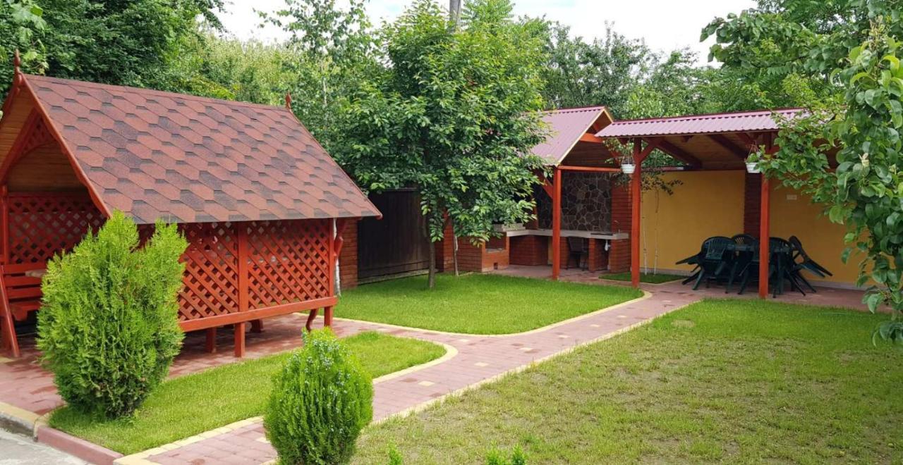 Villa Vera Berehove  Esterno foto