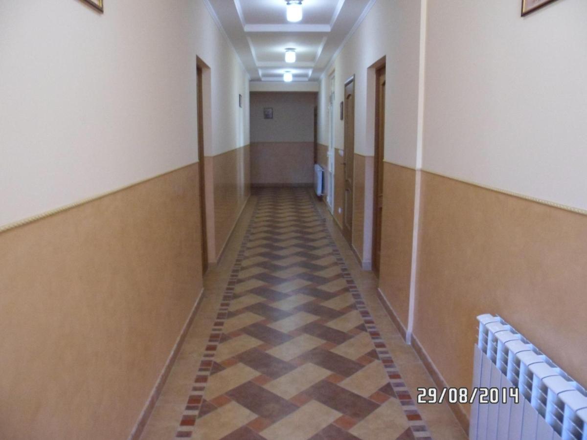 Villa Vera Berehove  Esterno foto